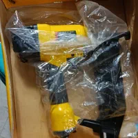 میخکوب و اره عمود بر نو|ابزارآلات|بروجرد, |دیوار