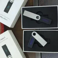 کیف پول سخت افزاری ledger nano s