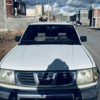 نیسان پیکاپ وانت دوکابین تمیز کم کار