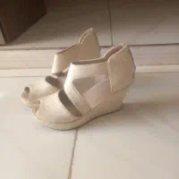 لباس درحدنو|لباس|الیگودرز, |دیوار