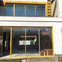 مغازه تجاری ۲۳متری حاشیه خیابان اصلی تجاری دائم