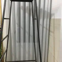 چهارپایه اهنی