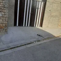 اپارتمان-راه-جدا-همکف-با-ماشین-معاوضه-دارم