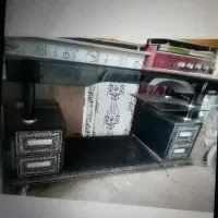 میز تلویزیون  و  تلویزیون و وسایل قابل استفاده