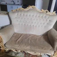 مبل سلطنتی۷نفره|مبلمان خانگی و میز عسلی|مشهد, دانشجو|دیوار