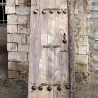 درب حیاط قدیمی|کلکسیون اشیاء عتیقه|ملایر, |دیوار