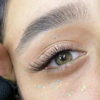آموزش صفر تا صد کاشت مژه با تخفیف استثنایی|خدمات آموزشی|صومعه‌سرا, |دیوار