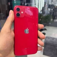 ۱۱ نرمال قرمز