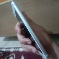 گوشی آیفون 8