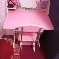 میز وصندلی درحد نو
