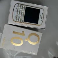بلک‌بری Q10 با حافظهٔ ۱۶ گیگابایت