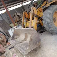 تراکتور رمانی بیل دار