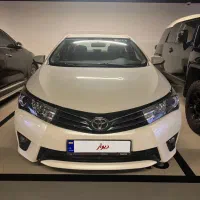 تویوتا کرولا ۲۰۱۵