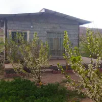 باغ وخانه باغ با انواع درخت میوه نرسیده به سرند