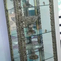 فروش فوری ویترین تمیز و نو ب علت کمبود جا با تخفیف