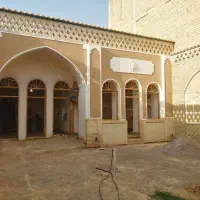 فروش-خانه-سنتی-و-خاص-300-متری-دو-بر-مرکز-شهر-گز