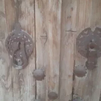 در قدیمی چوبی عطیقه|کلکسیون اشیاء عتیقه|اصفهان, لنبان|دیوار