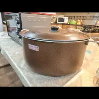 قابلمه تفلون تابان سایز ۴۲ در حدنو