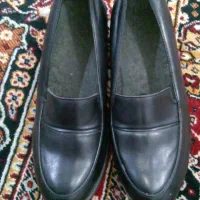 کفش طبی پاشنه دار