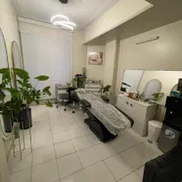 اجاره اتاق در سالن زیبایی صندلی تخت مژه میز ناخن|اجارهٔ دفتر کار، اتاق اداری، مطب|تهران, سعادت‌آباد|دیوار