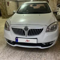 برلیانس ۳۳۰