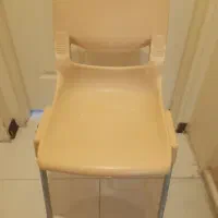 صندلی پلاستیکی