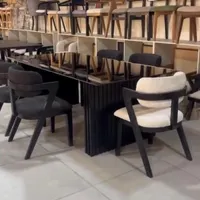 میز غذاخوری