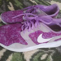 کفش|کیف، کفش، کمربند|کوهدشت, |دیوار