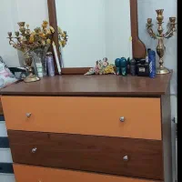 دراور چهار کشوی بزرگ با آینه