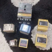 تعدادی وسایل برقی