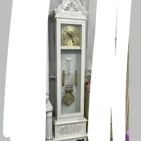 ساعت سفید ایستاده پاندول دار