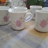 تعدادی لوازم اشپزخانه