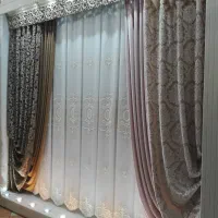 به یک خیاط راست دوز ماهر  یا وردست چرخ کار