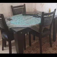 میز صندلی ۴ نفره در حد نو