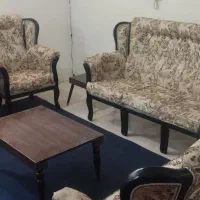 مبل کلاسیک همراه با نهارخوری چهار نفره