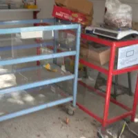 قفسه و ویترین