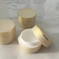 قوطی کرم پوکه رژ زیر قیمت بازار|آرایشی، بهداشتی، درمانی|تهران, مینی‌سیتی (شهرک نفت)|دیوار