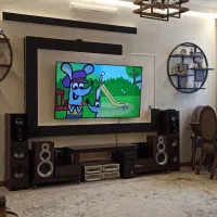 سیستم ضبط و باند و اسپیکر و میز انتیک