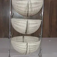 سبد جا سیب پیازی