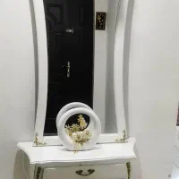 آینه و کنسول