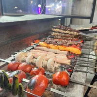 سالنکار اقا یا خانم سن زیر ۲۵سال|استخدام خدمات فروشگاه و رستوران|زنجان, |دیوار