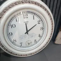 ساعت دیواری