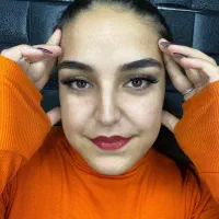 اکستنشن مژه(ضمانت‌صد در صدکار و حرفه)