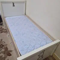 تخت خواب نوجوان