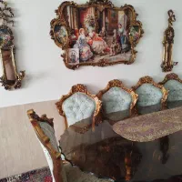 مبل سلطنتی با چوب راش و طلاکوب شده