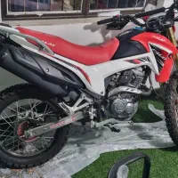 ۲۰۰ CRF 1404 فلات|موتورسیکلت|آستارا, |دیوار
