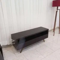 میز تلویزیون تمیز و سالم