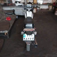 موتور سیکلت ۱۲۵ هوندا۸۶