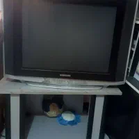 تلویزیون ۴۰ اینج