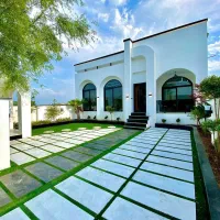 ویلافلت-نوساز-240متری-مدارک-کامل-شهرکی-با-نگهبانی